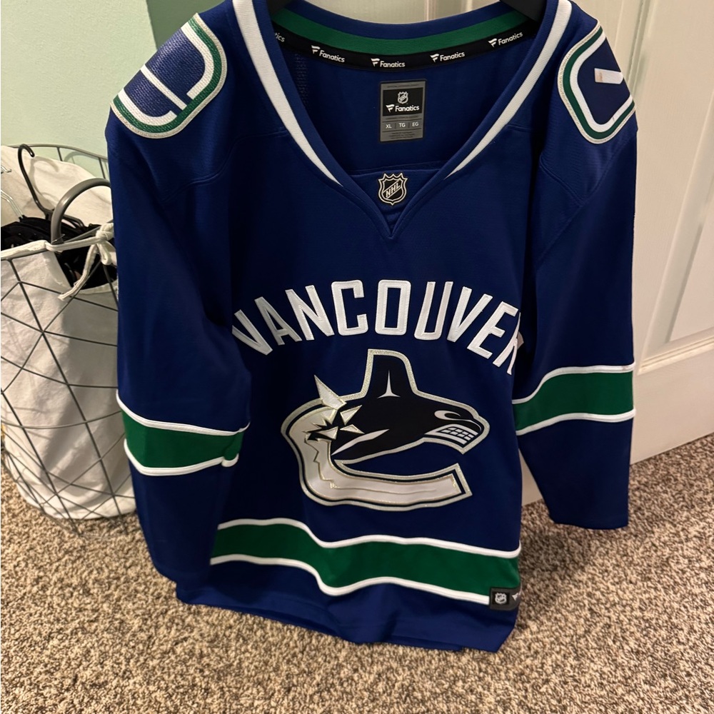 Fanatics Vancouver Canucks Blue Jersey